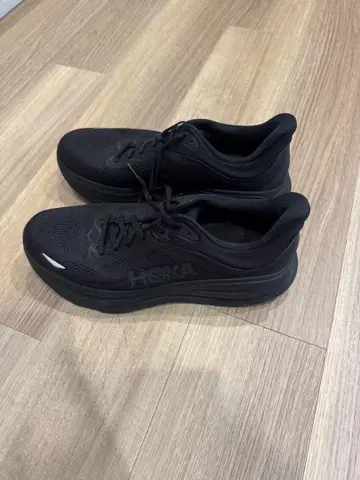 HOKA 블랙 러닝화