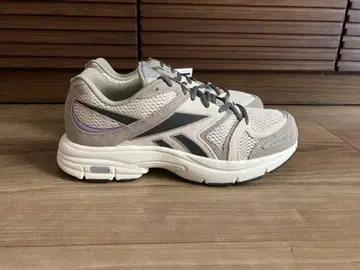 라스트 한 켤레 가격 인하 리복 신발 러닝화 스니커즈 26cm