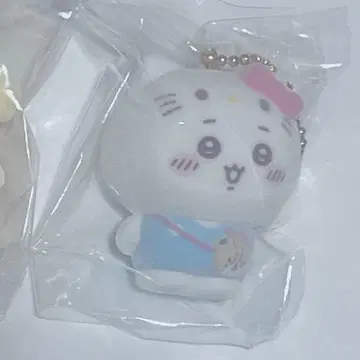 산리오 치이카와 (먼작귀) 시크릿 플로키 마스코트 참 치이카와 x 키티