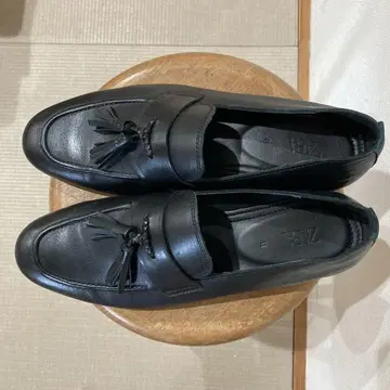 ZARA 태슬 로퍼 41