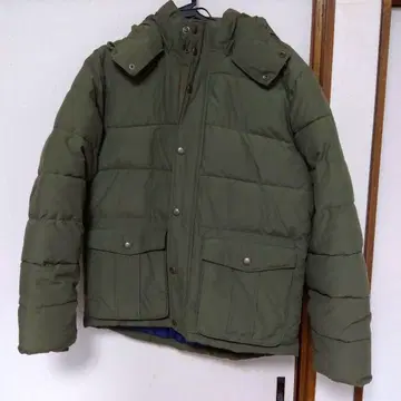 GAP 후드 부착 다운 자켓 올리브 그린 M 사이즈
