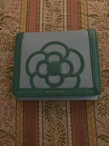 쿠레이사스 지갑