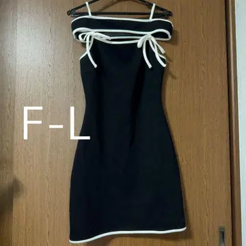 파이핑 오프숄 미니 원피스