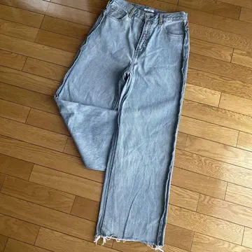 SLY JEANS 스트레이트 데님 사이즈 2 라이트 블루 프린지 밑단