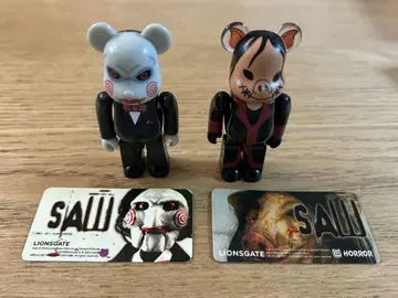SAW 베어브릭 피규어 2체 세트