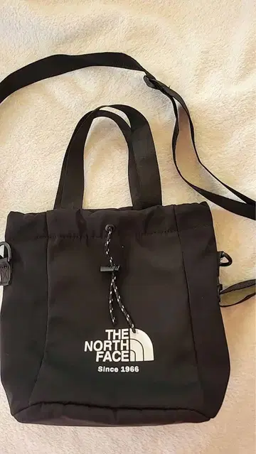 THE NORTH FACE 블랙 토트백
