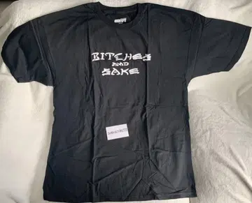 BITCHES AND SAKE 티셔츠 HOOK UPS XL
