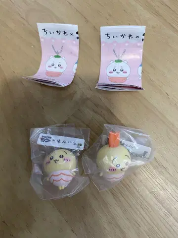 치이카와 토끼 새우  쿠라스시 피규어 2개
