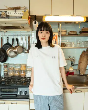 트윈 로고 티셔츠 B5099