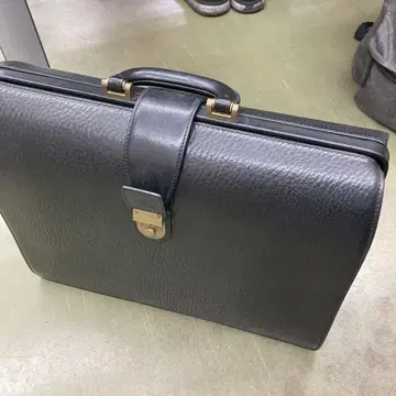 가죽 비즈니스용 브리프케이스 블랙