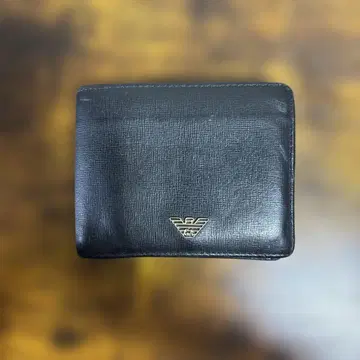 EMPORIO ARMANI 블랙 가죽 반지갑