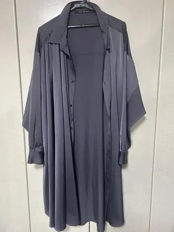 오버사이즈 그레이 긴팔 셔츠 코트
