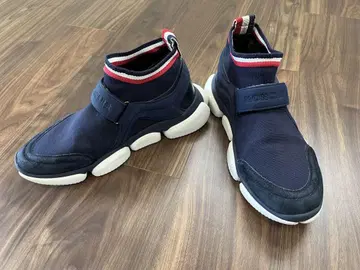 MONCLER 네이비 트리콜로 패턴 스니커즈