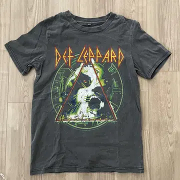 Def Leppard 월드 투어 2023 티셔츠 S 사이즈