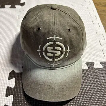 SUPPLIER Front Sight Logo 6 Panel Cap
