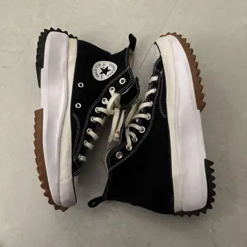 CONVERSE Run Star Hike 초기 모델