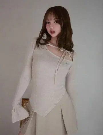 andmary Flora knit tops