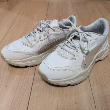 PUMA 여성 신발 CASSIA ROSE 24cm