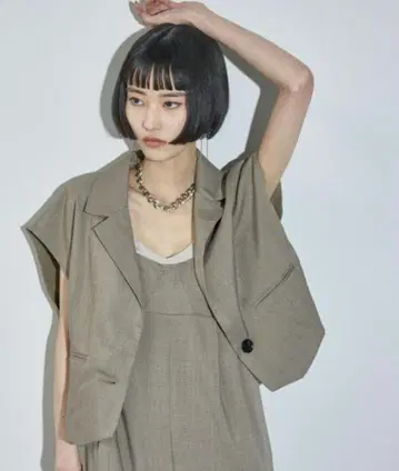 THE Yon 백리본 프렌치 슬리브 숏 테일러드 재킷