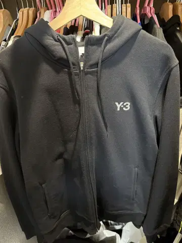 Y-3 우치다 스즈메 그래픽 집업 후드티