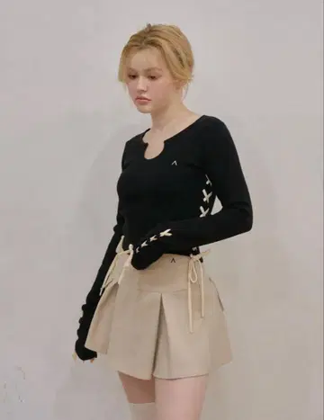 Andmary Millie ribbon knit tops