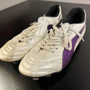 [새상품급] PUMA 축구 스파이크 (27cm)