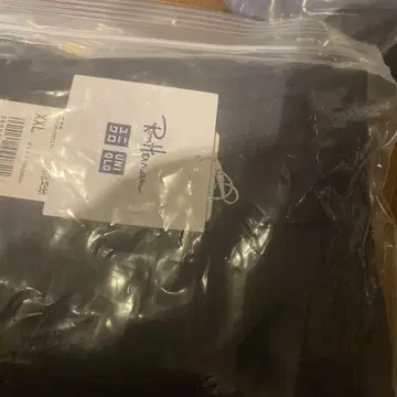유니클로 론 허먼 블랙 T셔츠 XXL