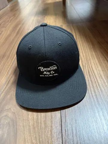 Brixton 블랙 캡