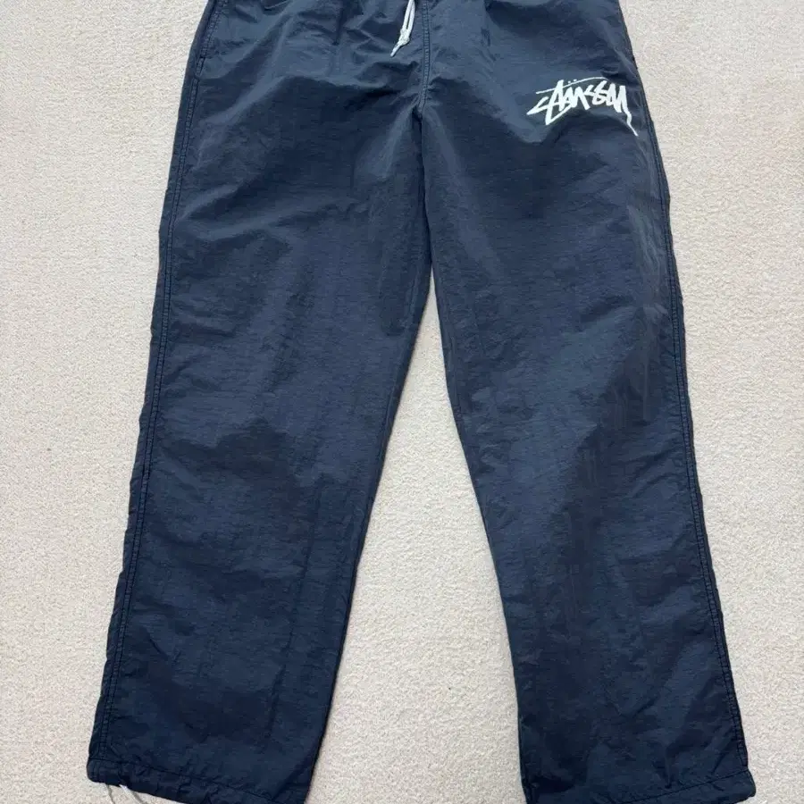 r*r様 stussy × NIKE ビーチパンツ オフノワール サイズM r*r様 stussy × NIKE ビーチパンツ オフノワール サイズM