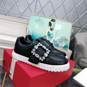 ROGER VIVIER 스니커즈 23.5cm