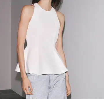 ZARA 플리츠 홀터넥 상의