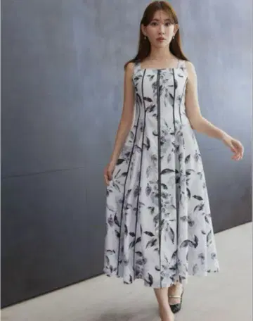 herlipto Noemie Floral Zip-Up Dress M