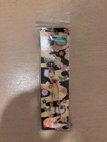 헬로키티 교토 한정 꽃무늬 스트랩
