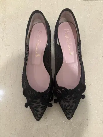 Pretty Ballerinas 블랙 발레리나 슈즈 35