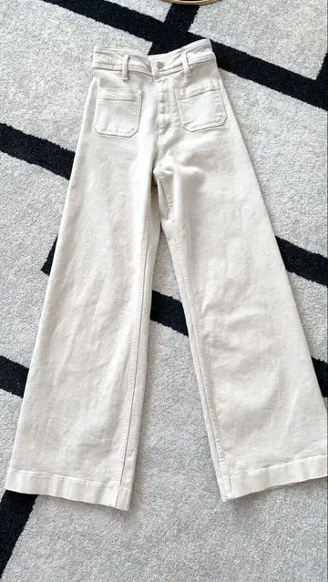 ZARA 화이트 베이지 데님 플레어 완판템