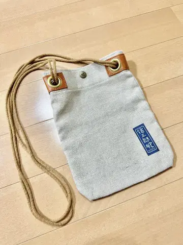 신자부로 캔버스 숄더백 베이지