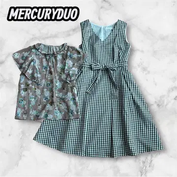 MERCURYDUO 체크 무늬 슬리브리스 원피스 및 블라우스 세트