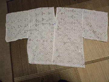 화이트 레이스 짜임 가디건 작년에 구매했습니다. 완판템입니다.