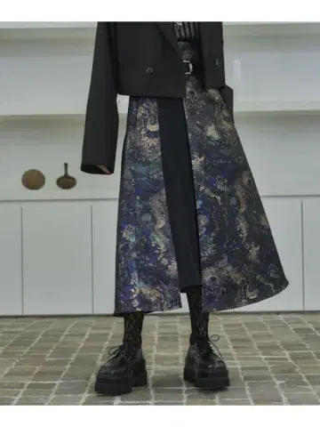 미사용 택 포함 HARE 라메 아트 자카드 절개 스커트