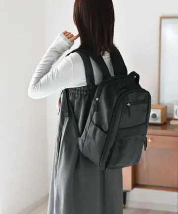 택 포함 새상품 시마무라 mumu 발수 17 포켓 다기능 백팩 블랙