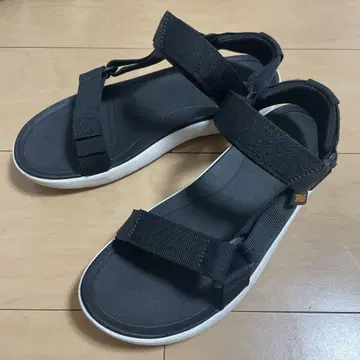 Teva 블랙 스포츠 샌들