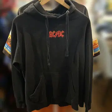 AC/DC 블랙 후드티 M 사이즈 밴드