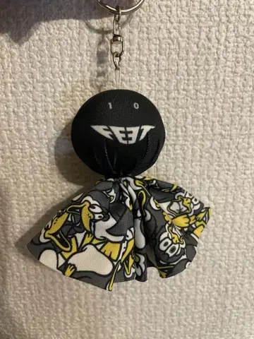 10 feet 키링