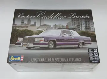 Revell 1/25 Custom Cadillac Lowrider 새상품