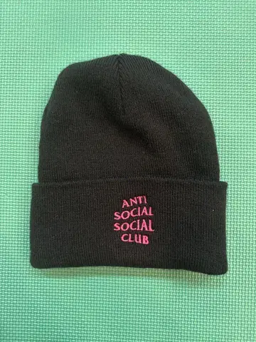 ANTI SOCIAL SOCIAL CLUB 니트 모자 블랙