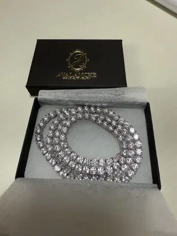 Avalanche 테니스 목걸이 Avalanche