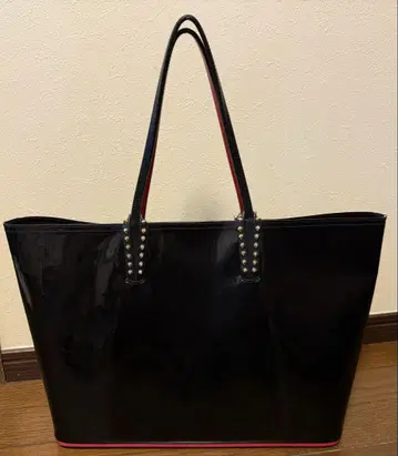 Christian Louboutin 블랙 토트백