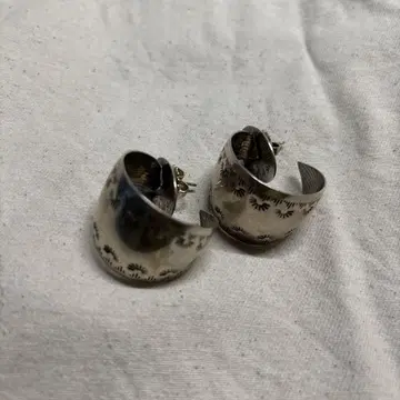 Gas Bijoux 귀걸이