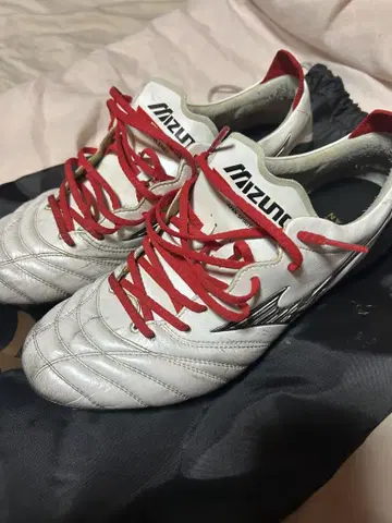 Mizuno 축구화 모렐리아 네오4 27.0cm