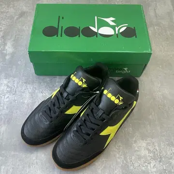 BILLY'S 별주 DIADORA GOLD INDOOR FLUO 27cm